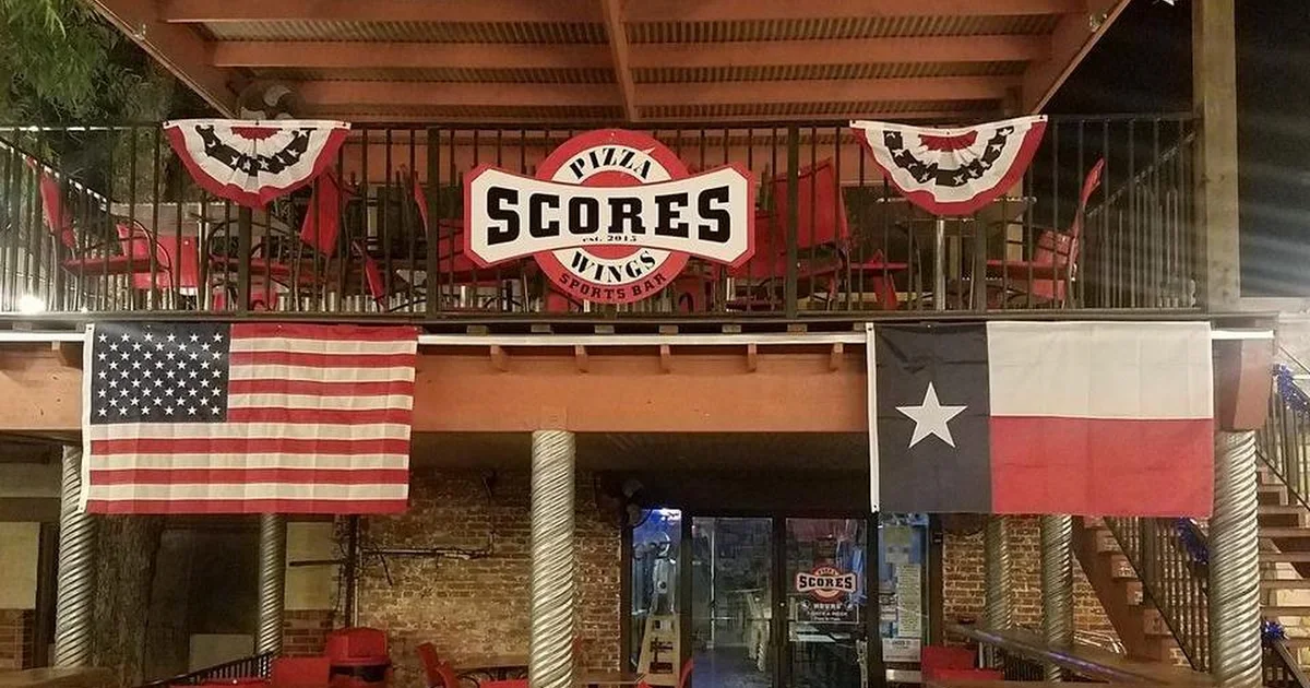 Scores Pizza & Wings photo 1