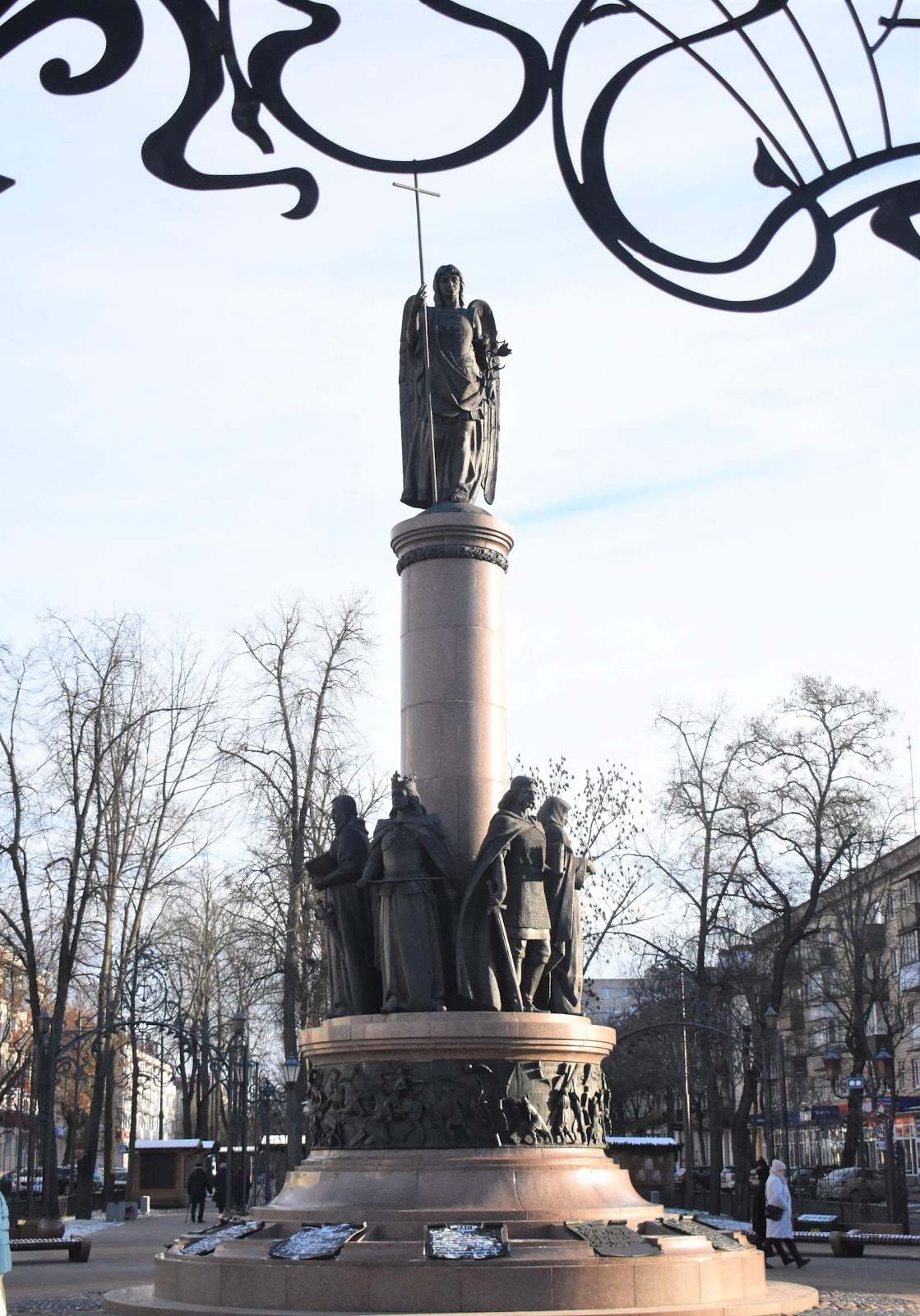 Monument of the Millennium of Brest photo 3