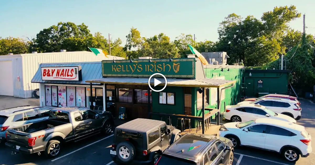 Kelly's Irish Pub photo 1