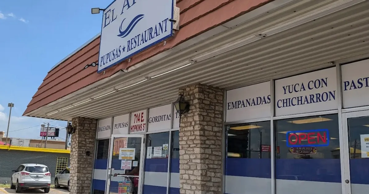EL ARCO PUPUSAS Restaurant photo 1