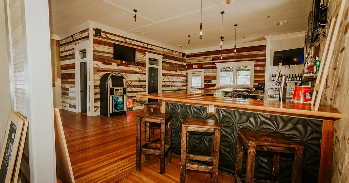 Bar House photo 1