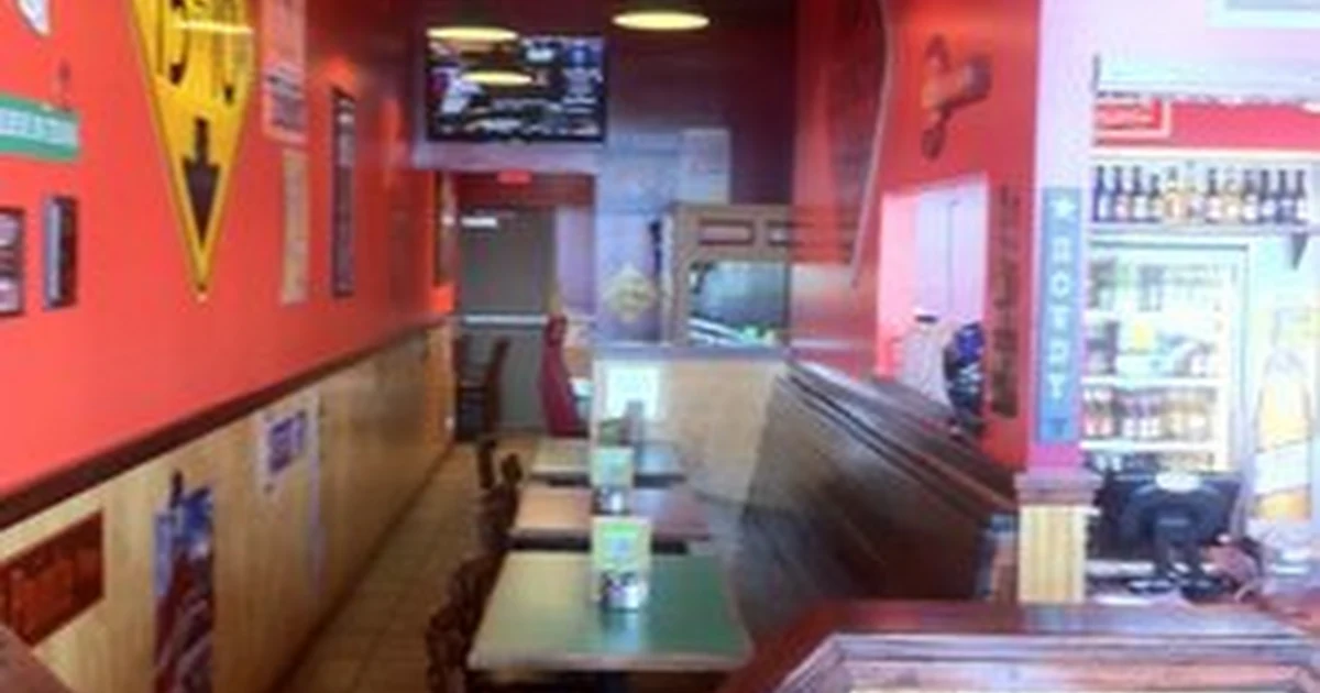 DoubleDave's Pizzaworks photo 1