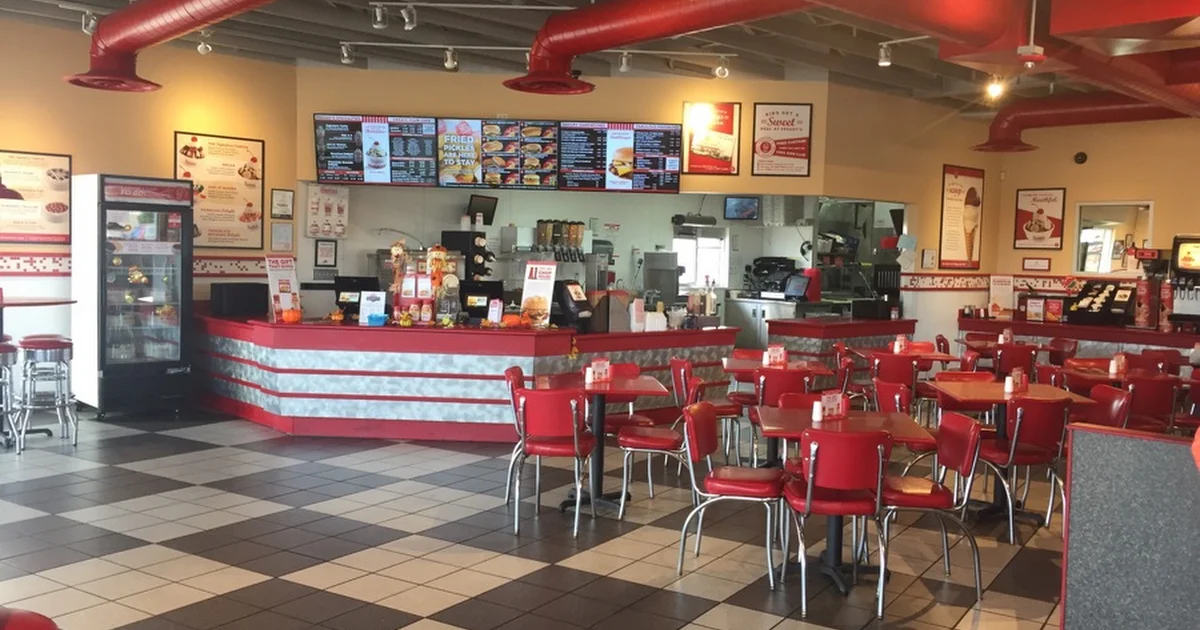 Freddy's Frozen Custard & Steakburgers photo 1