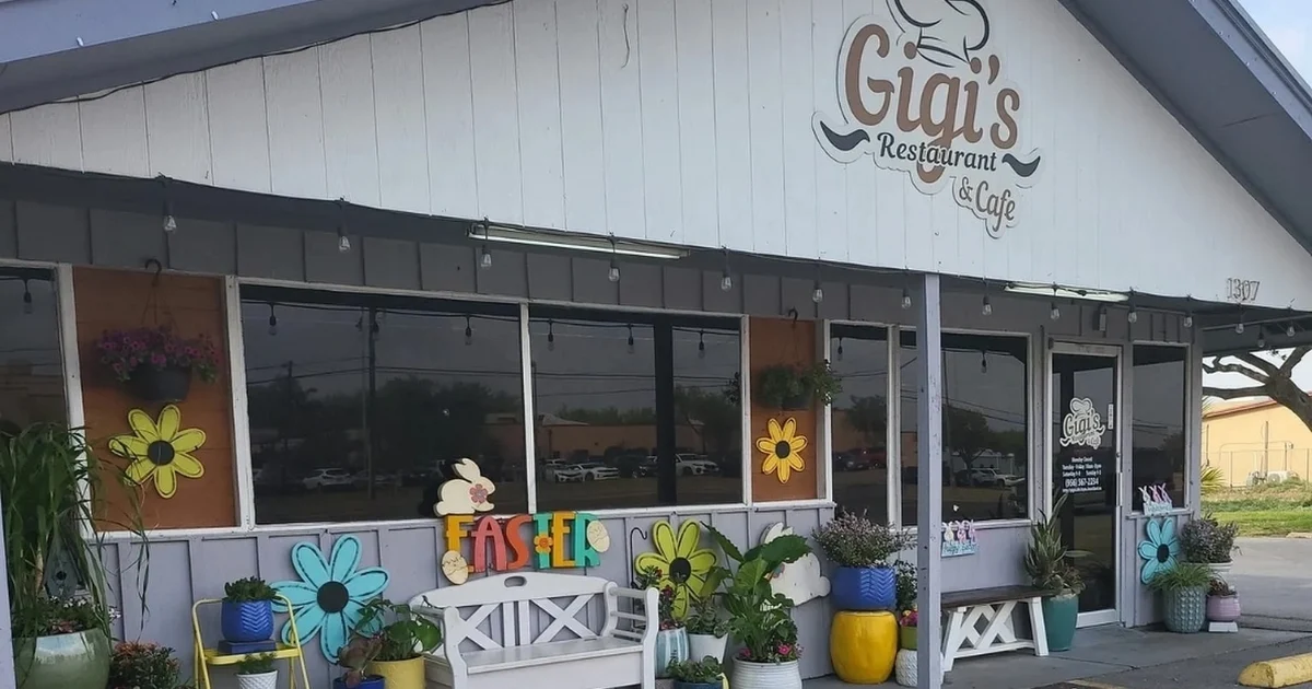 Gigi's Restaurant & Cafe photo 1