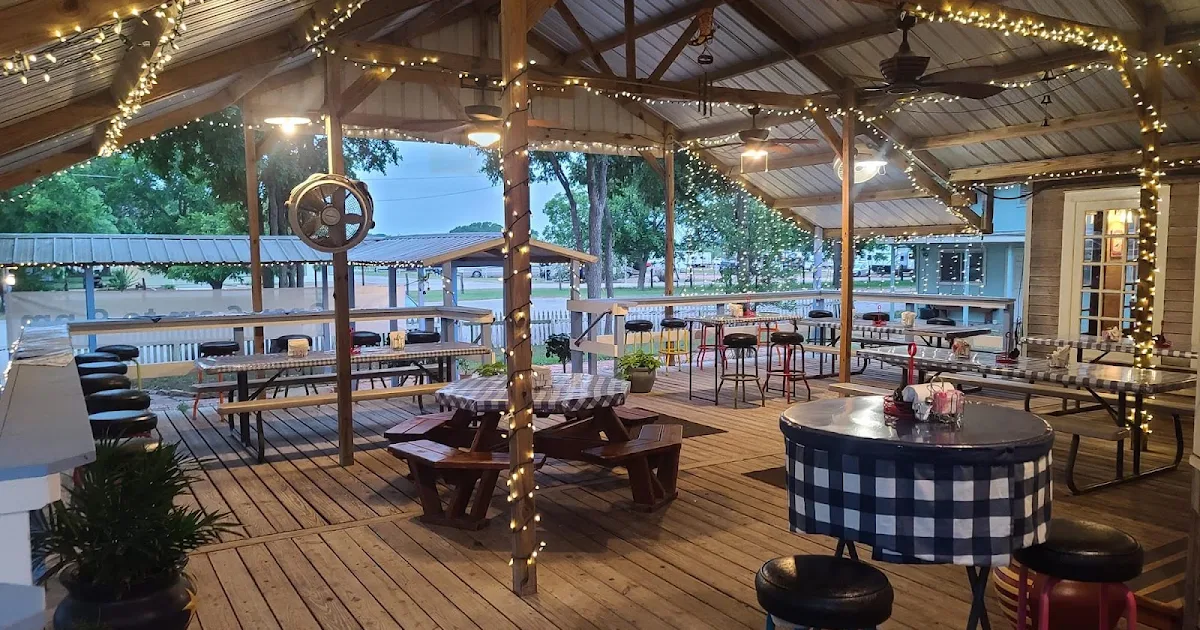 Aimee's Bluebird Cafe photo 1