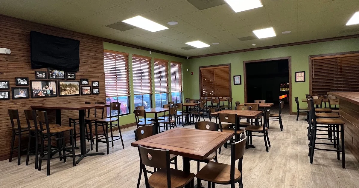 Capri's Pizza Of Whiting photo 1