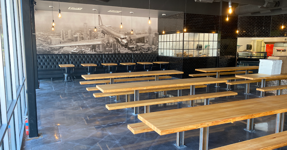 Aviator Pizza & Drafthouse photo 1