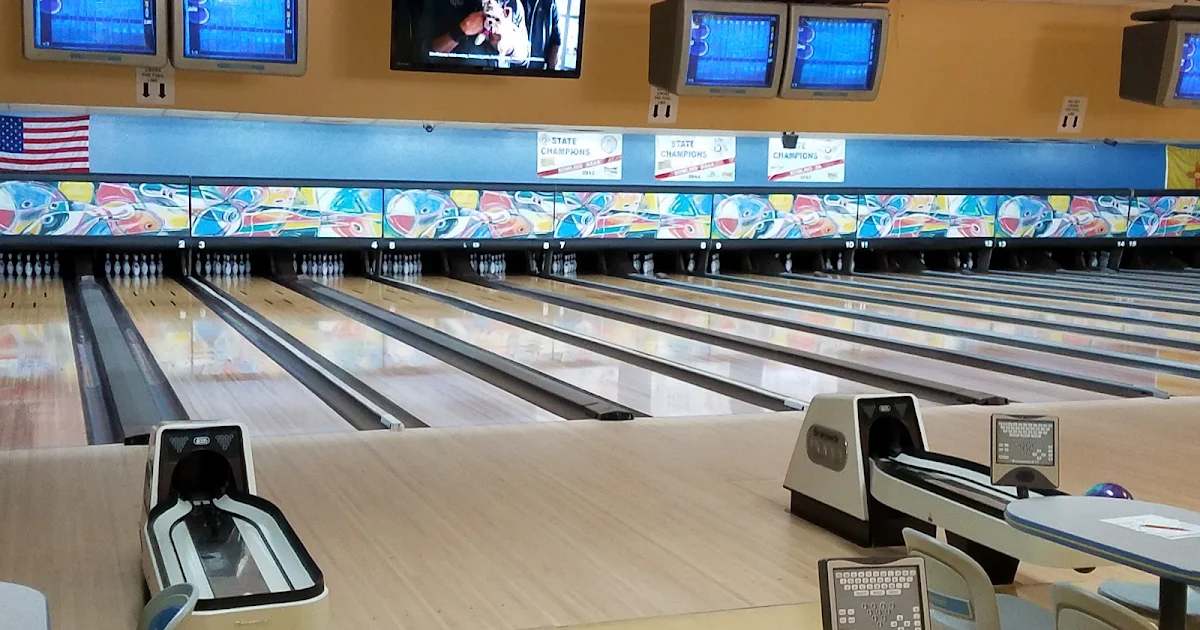 Artesia Lanes Bowling Center photo 1