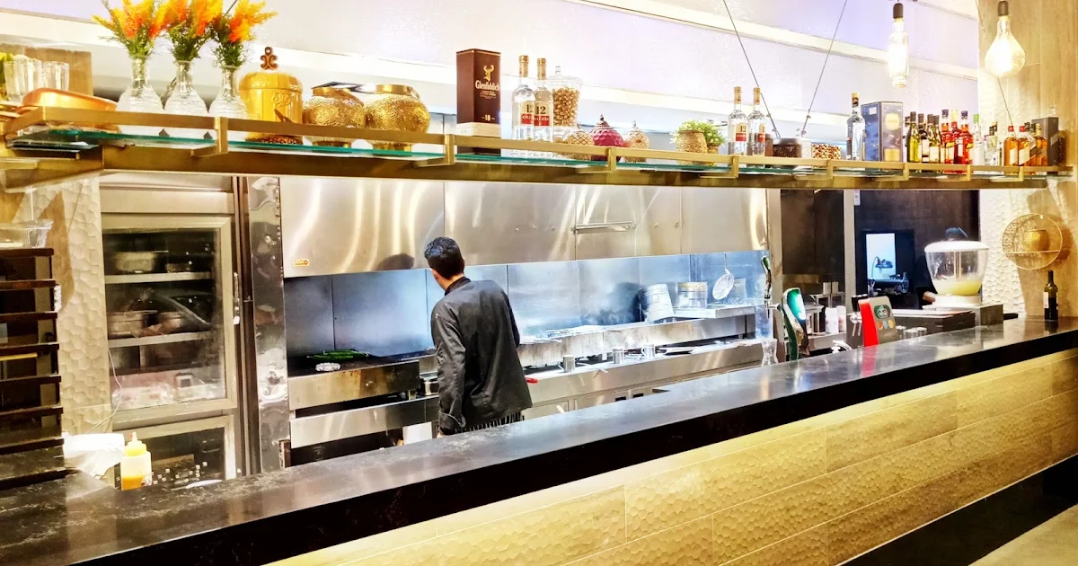Ezra Grill photo 1