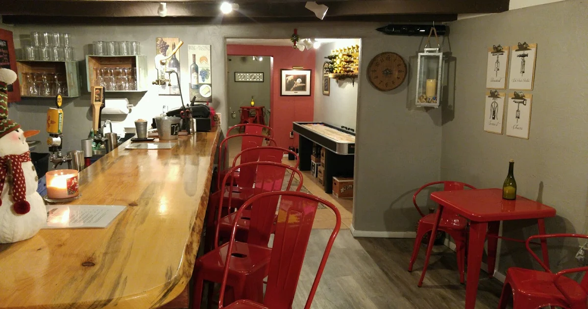 Tall Pines Beer and Wine Garden photo 1