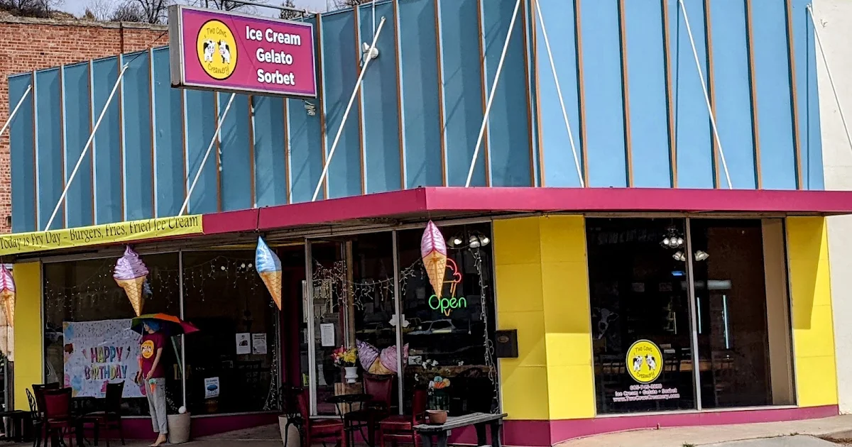 Two Cows Creamery and Bistro photo 1
