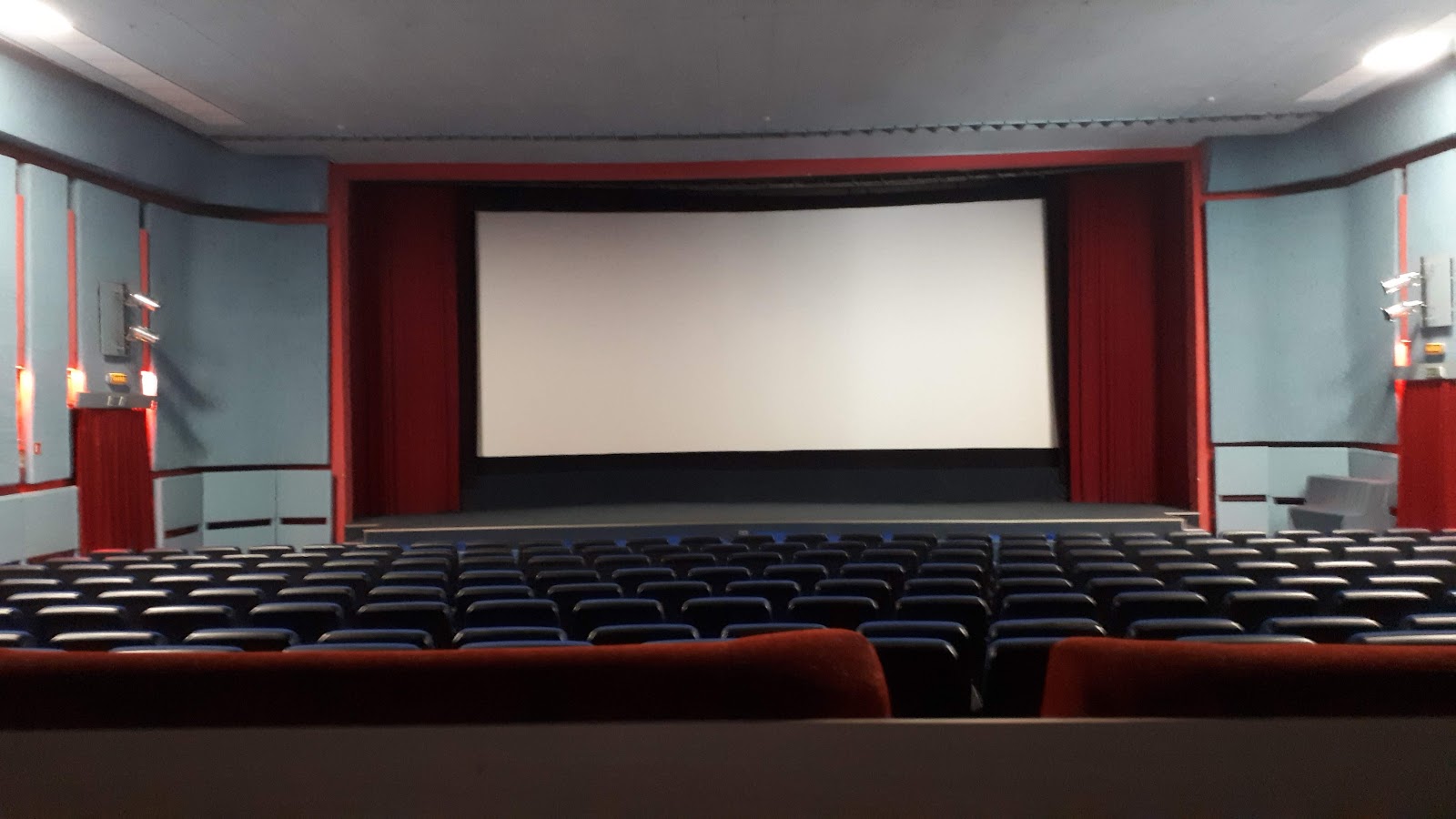 Mir Kinoteatr Kup Brestoblkinovideoprokat photo 3
