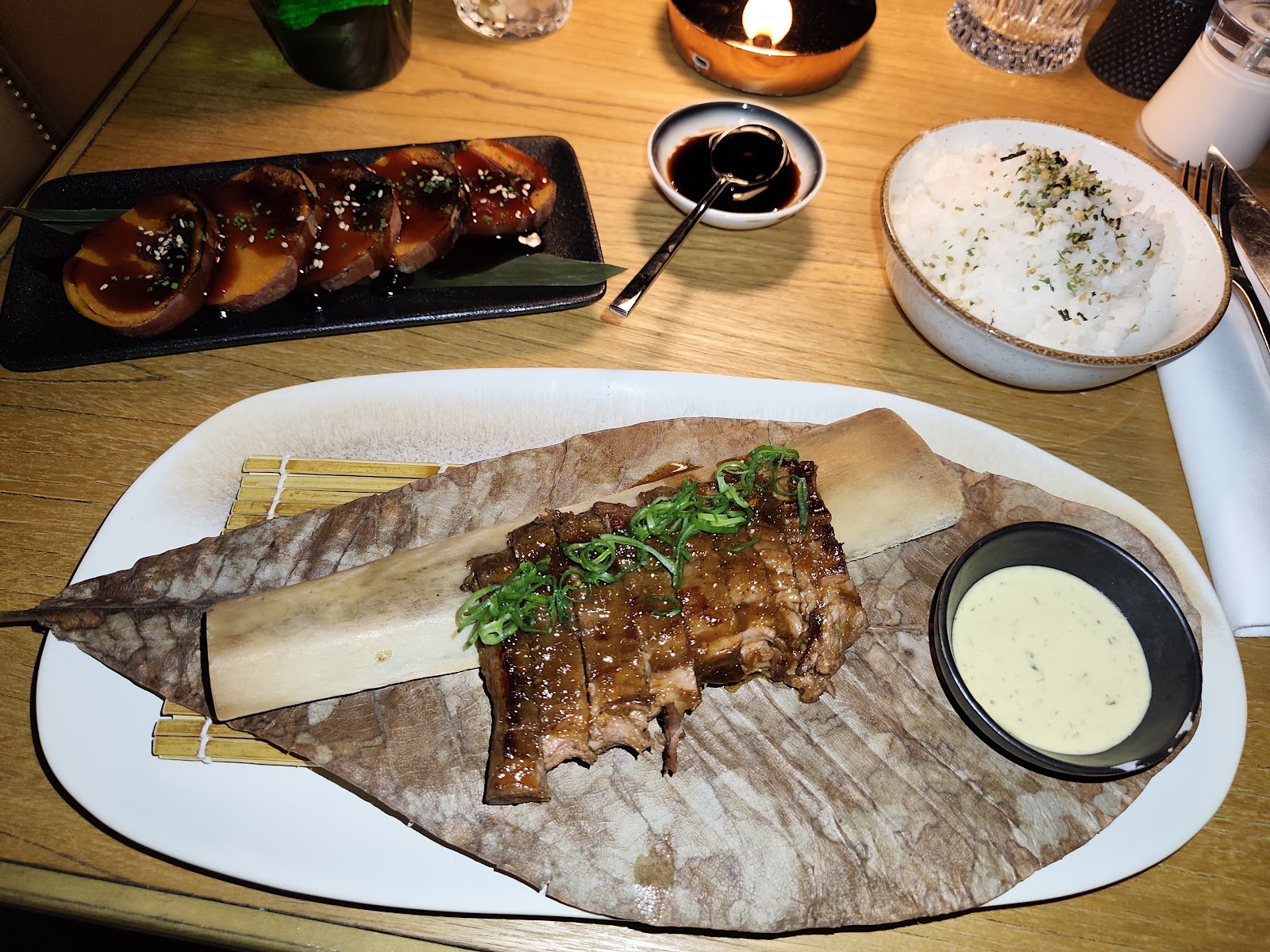 TOO Restaurant photo 2