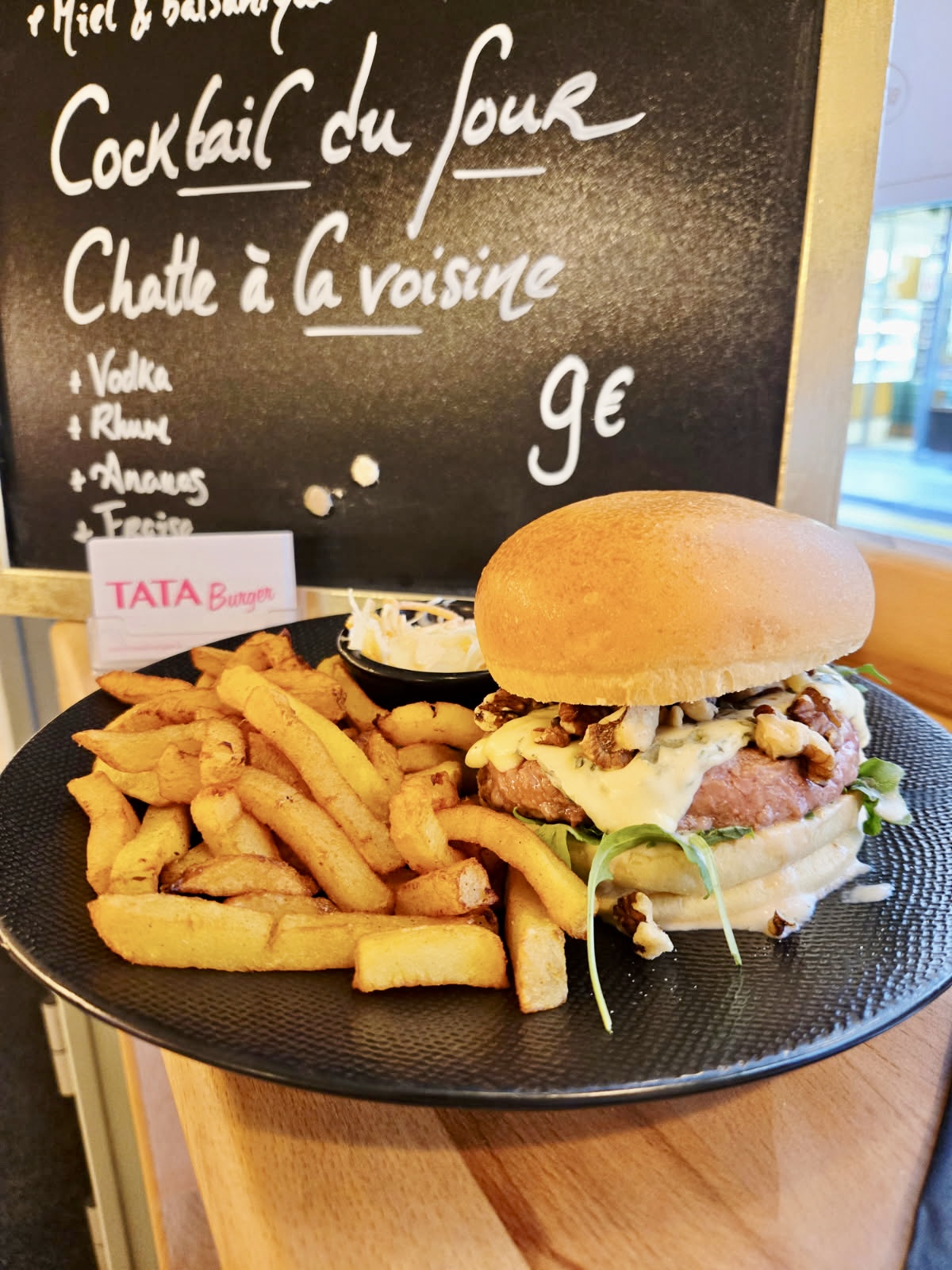 Tata Burger photo 9
