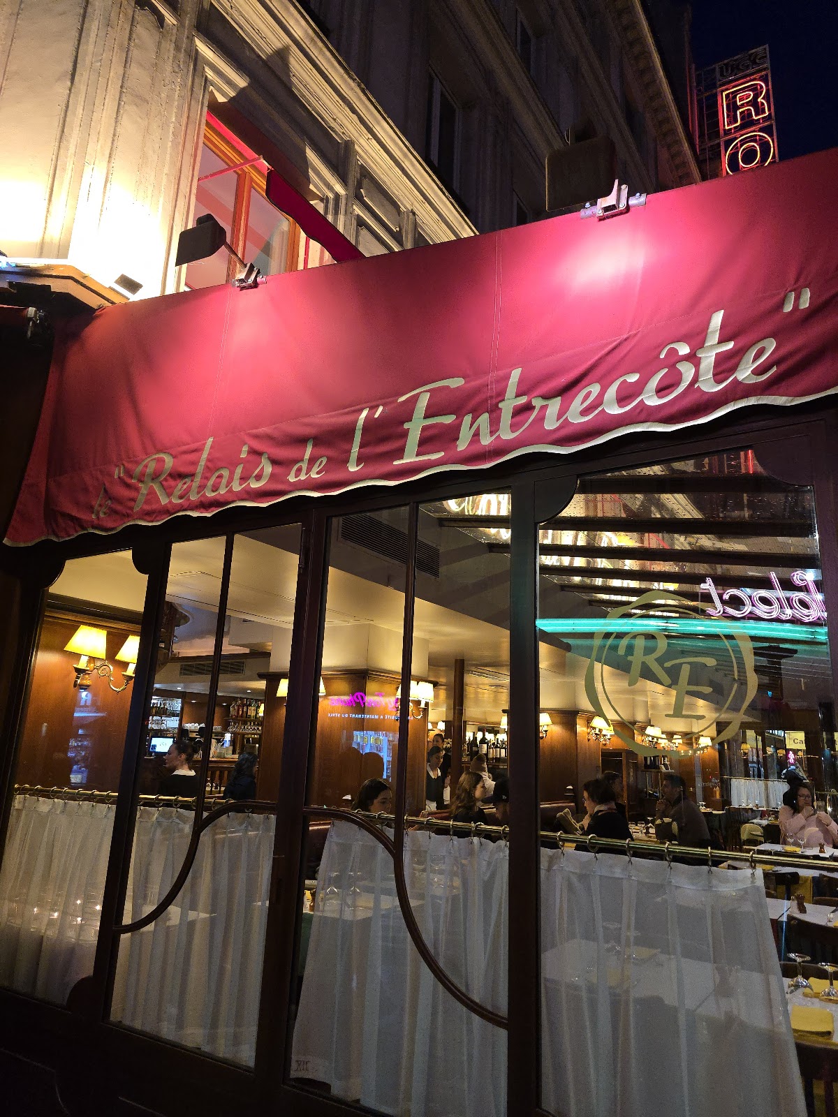 Le Relais de l'Entrecôte photo 1