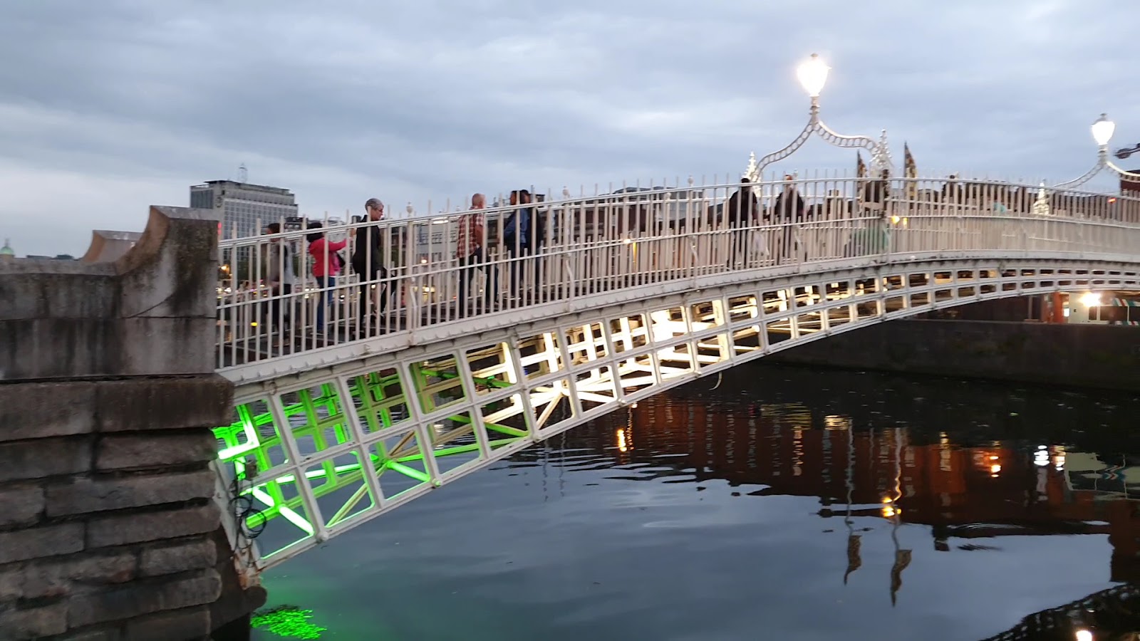 Ha'penny Bridge photo 4