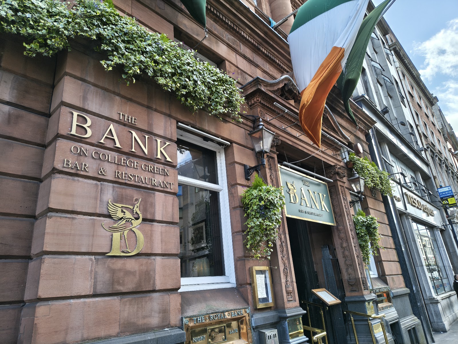 The Bank on College Green photo 1