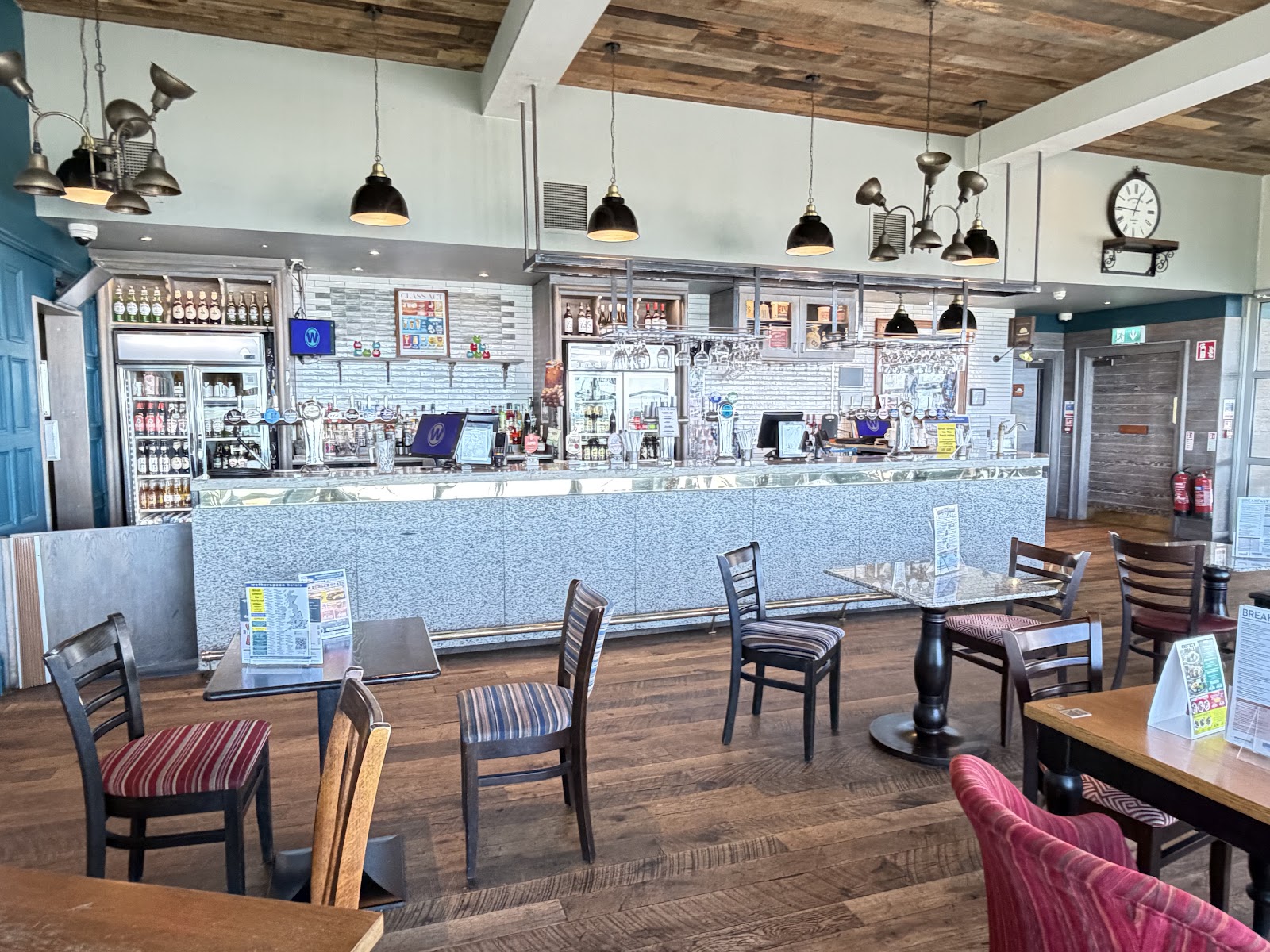 The Forty Foot - JD Wetherspoon photo 9