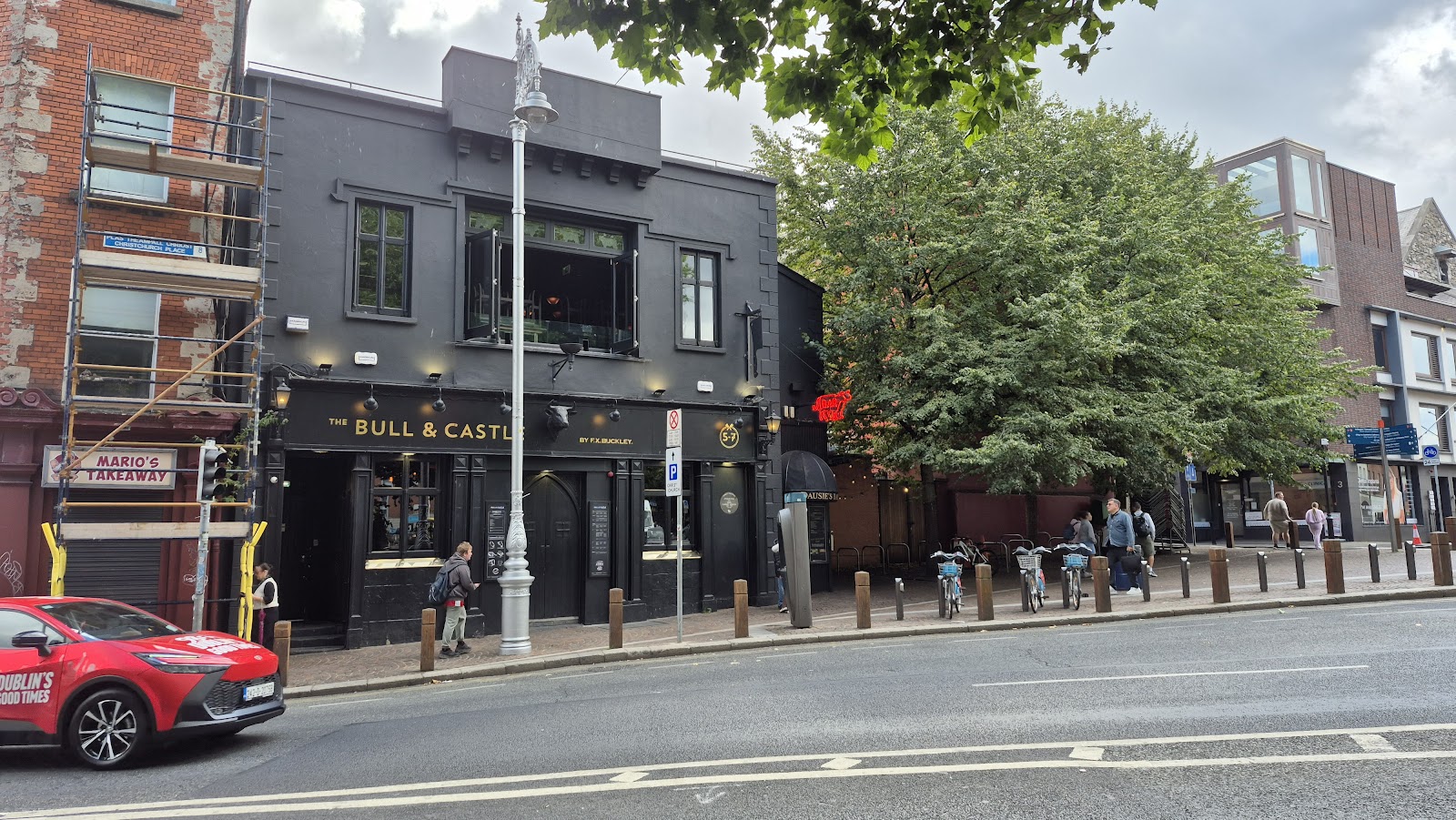 The Bull & Castle photo 2