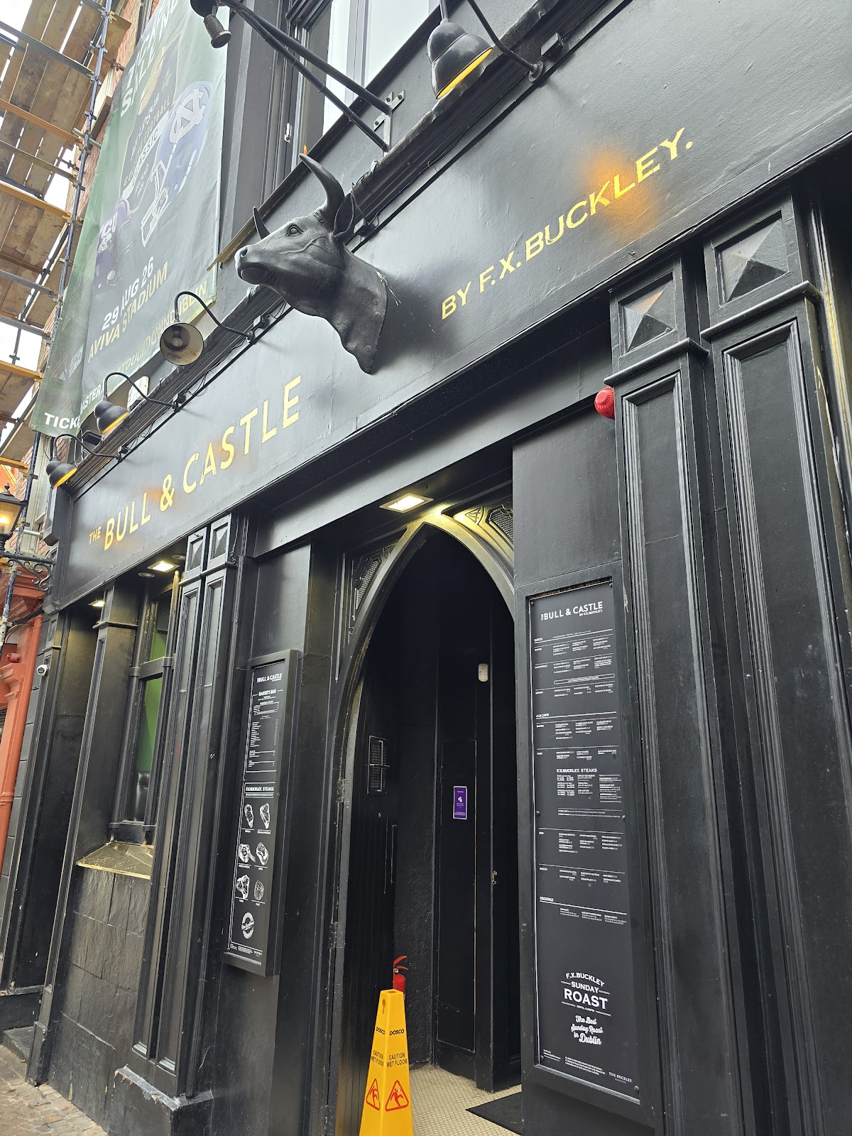 The Bull & Castle photo 1