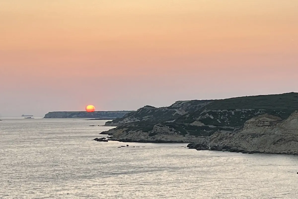 Günbatımı izlemelik Bozcaada photo 1