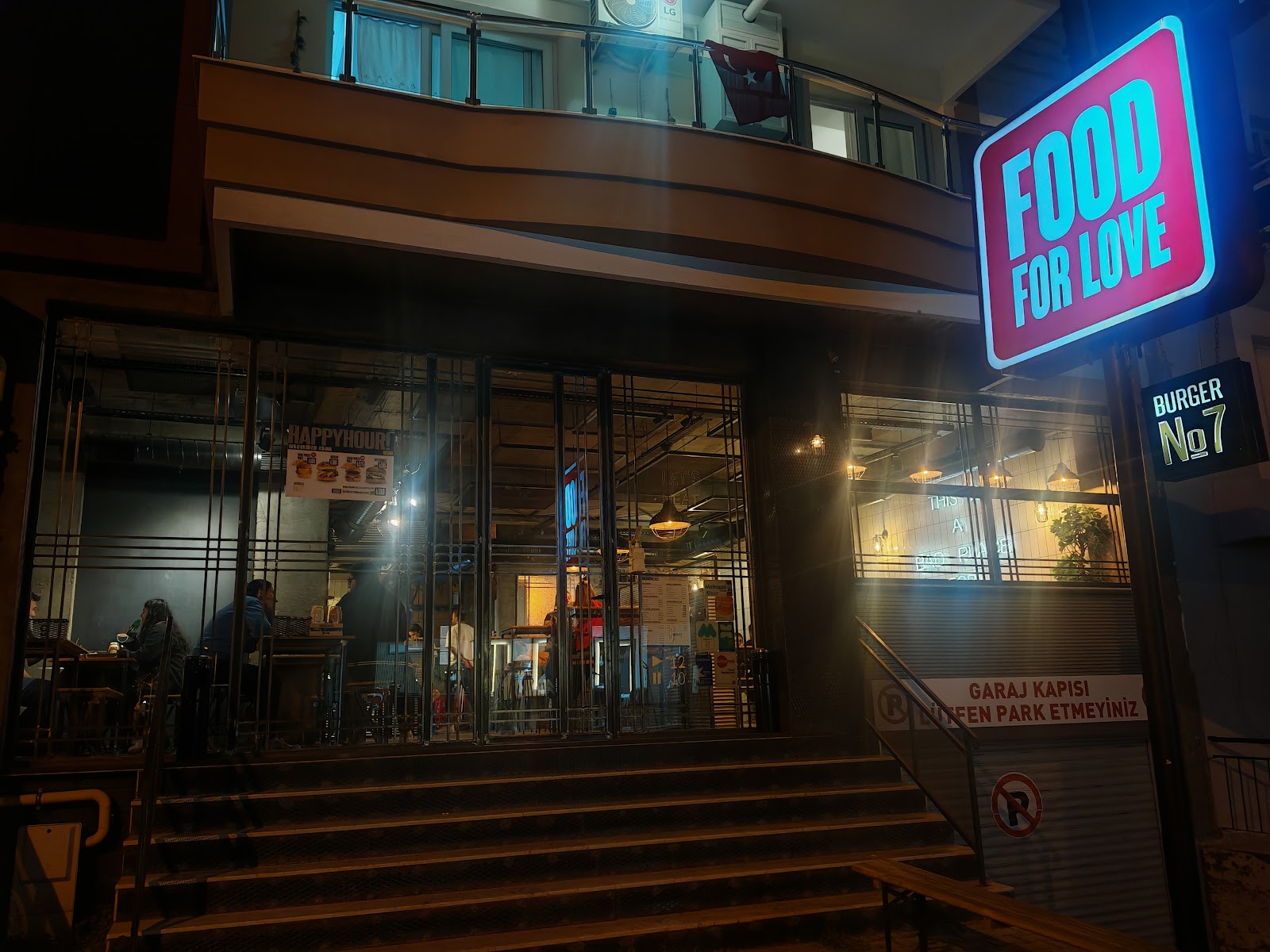 Burger No7 Bostanlı photo 1
