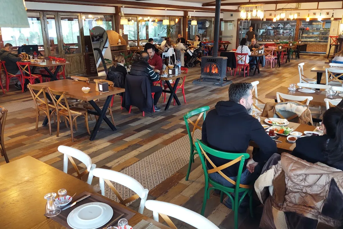 Fabrika Kahvaltı Evi & Et Mangal Çetinkaya Petrol photo 1