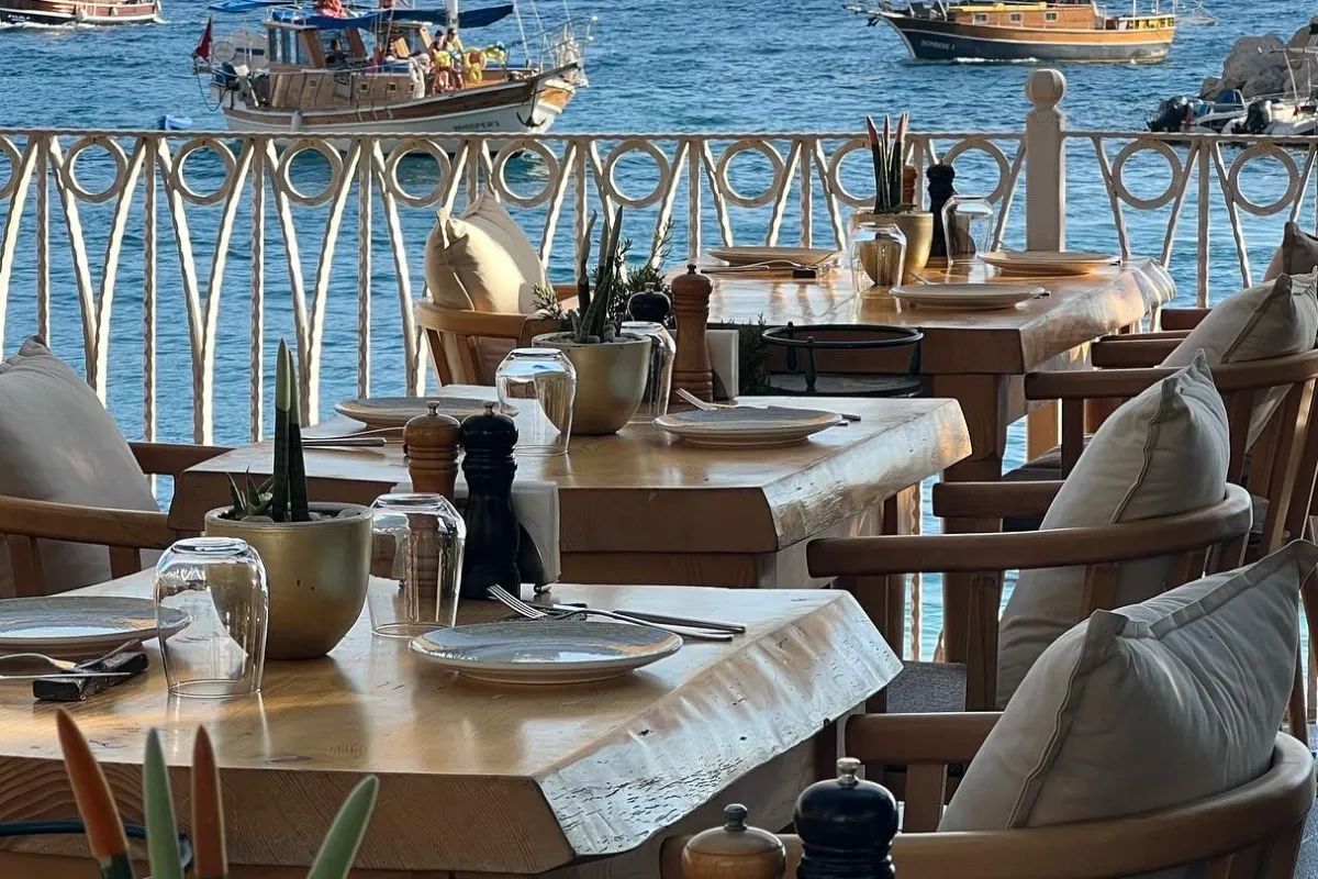 Aure Restaurant photo 1