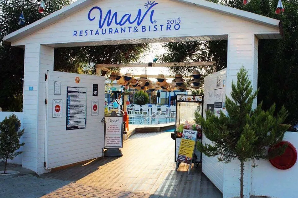 Mavi Kitchen & Bar photo 1