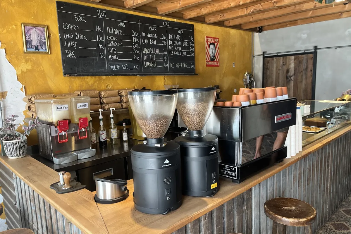 Coffee Shelter photo 1