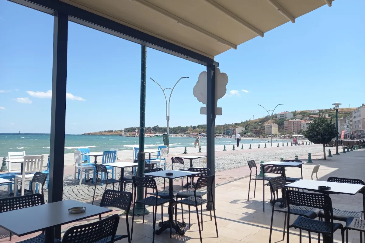Kapalı Kadınlar Plajı photo 1