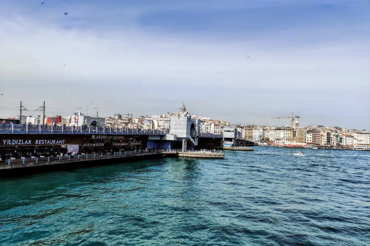 Eminonu Pier Kadikoy photo 1