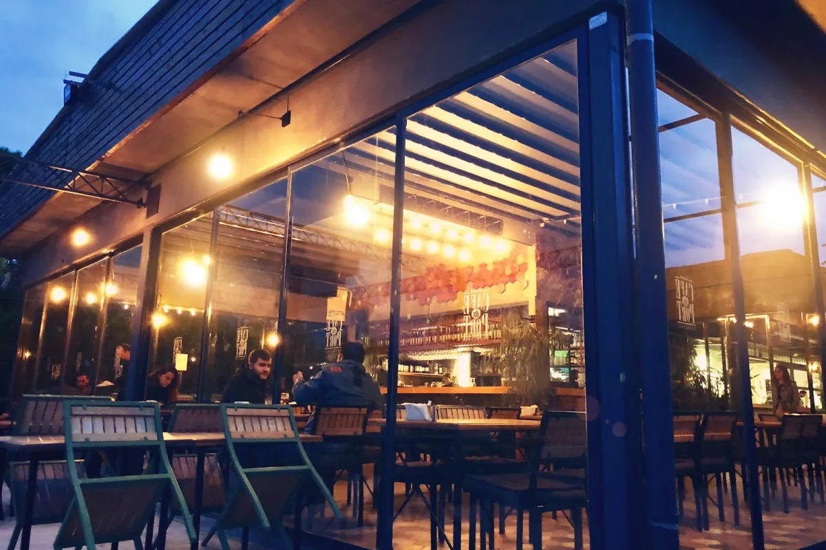 Cafe Du Port photo 1