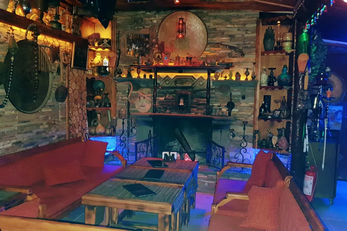 Side Korner Restaurant & Bar photo 1
