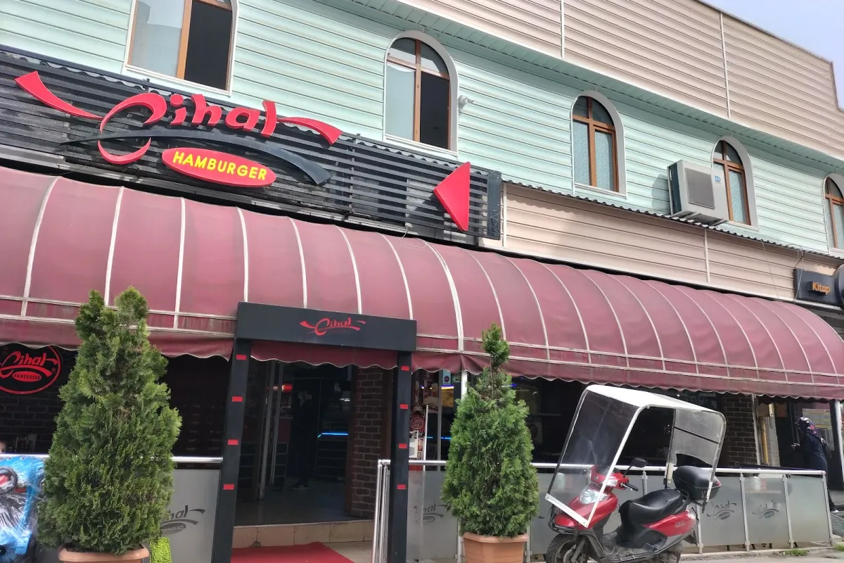 Cihat Hamburger photo 1