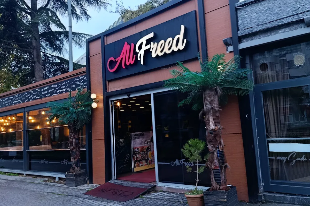 ALL FREED Cafe & Bistro photo 1