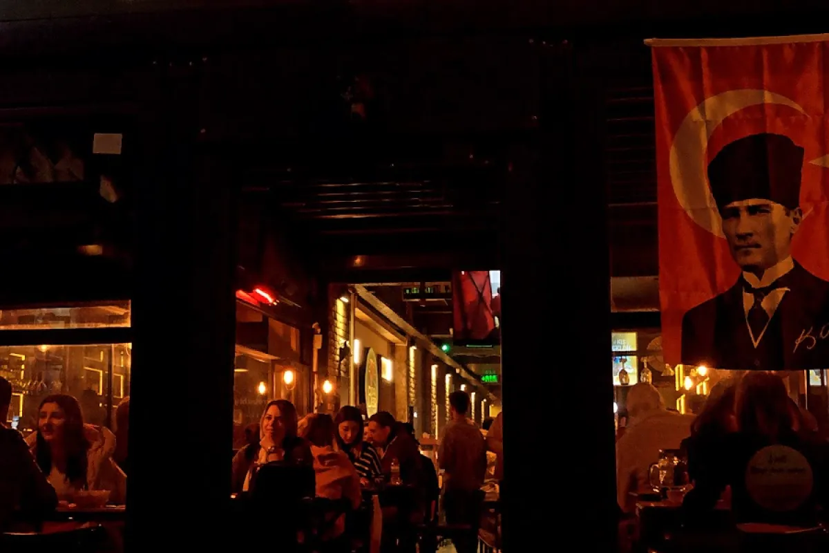 Bear and Beer Cafe Bistro photo 1