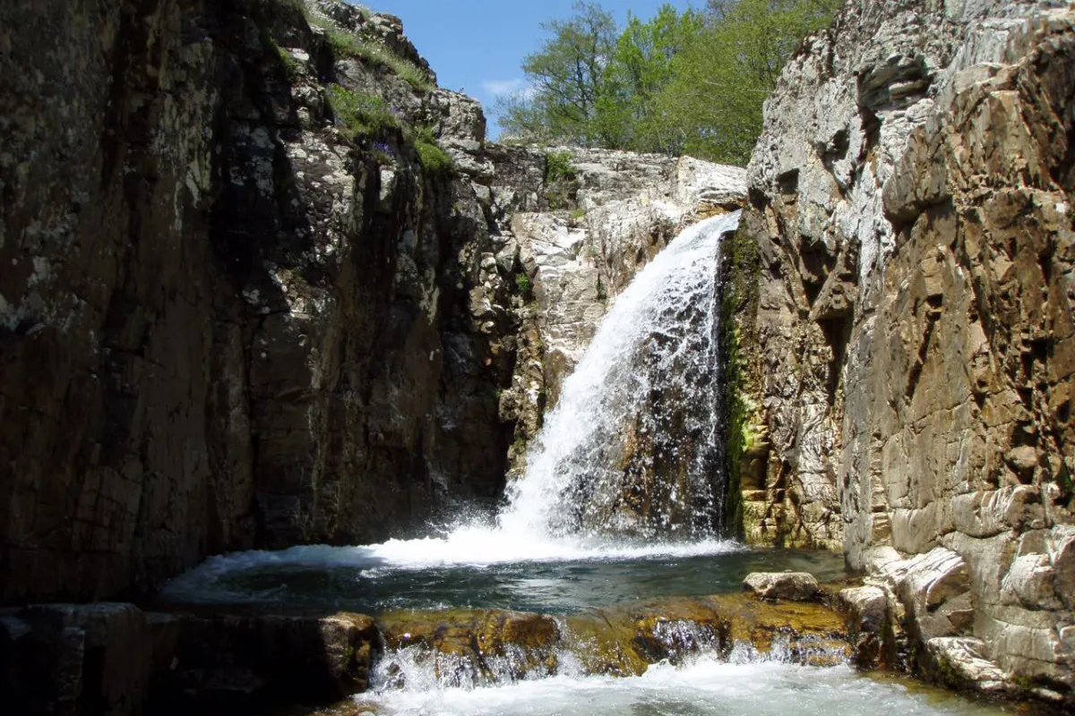 Cehennem Waterfalls photo 1