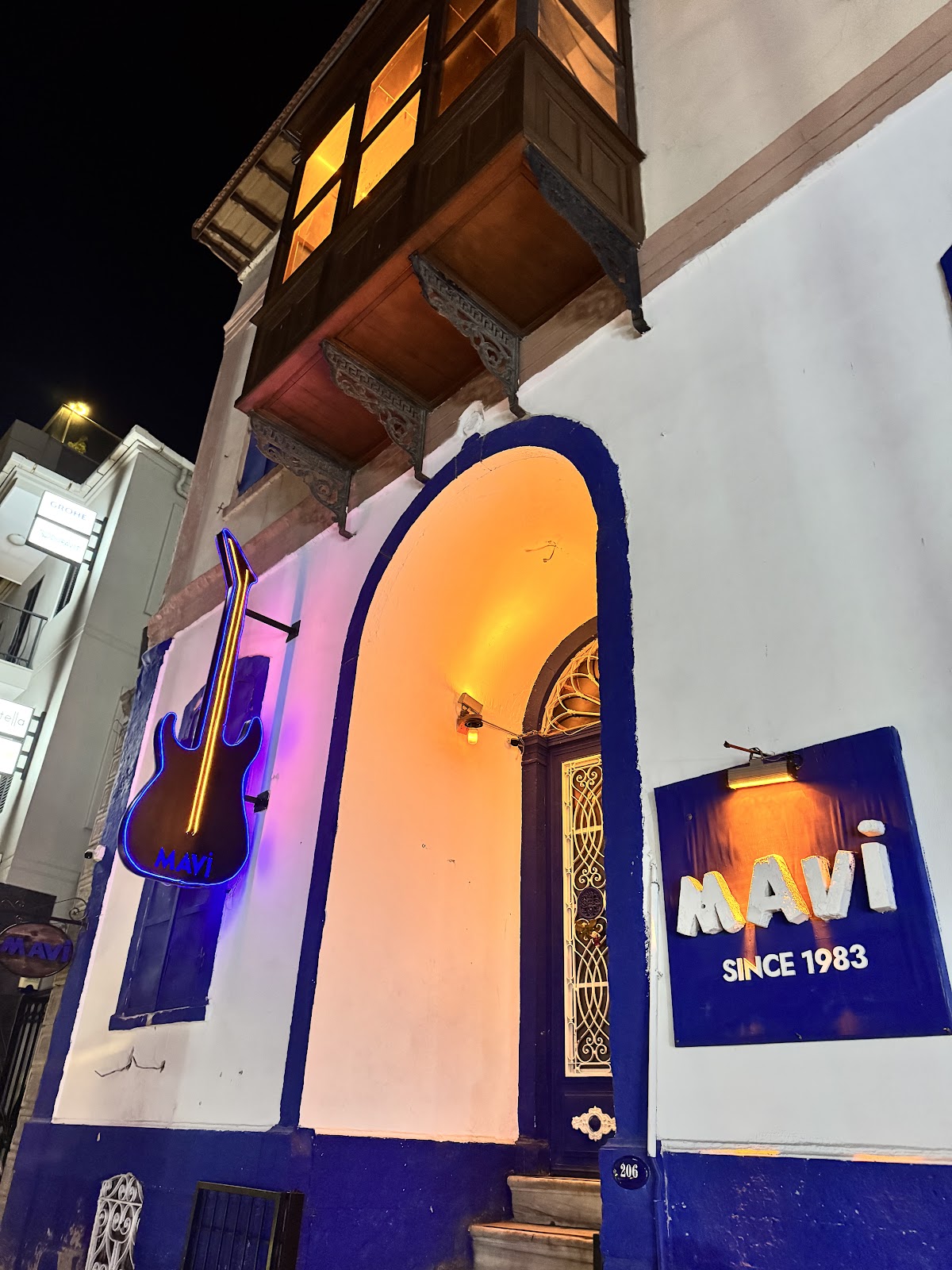 Mavi Bar Alsancak photo 10