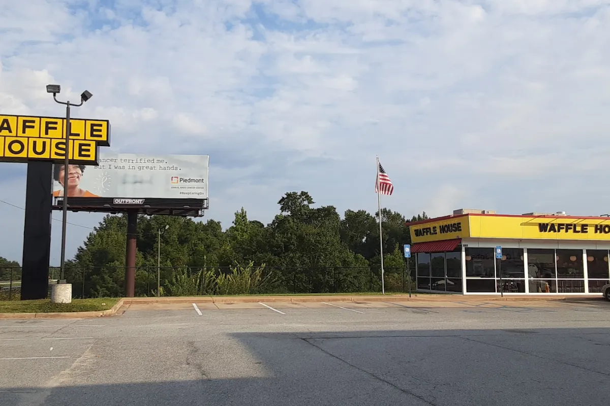 Waffle House photo 1