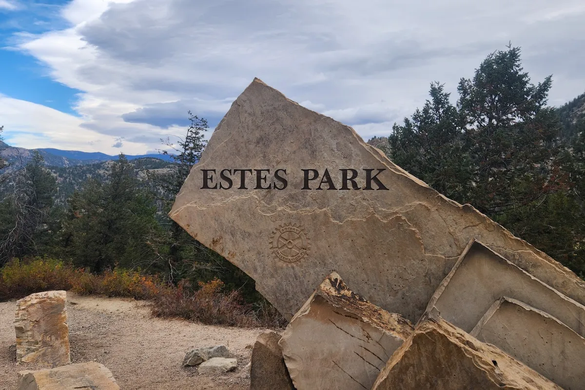 Estes Park Sign photo 1