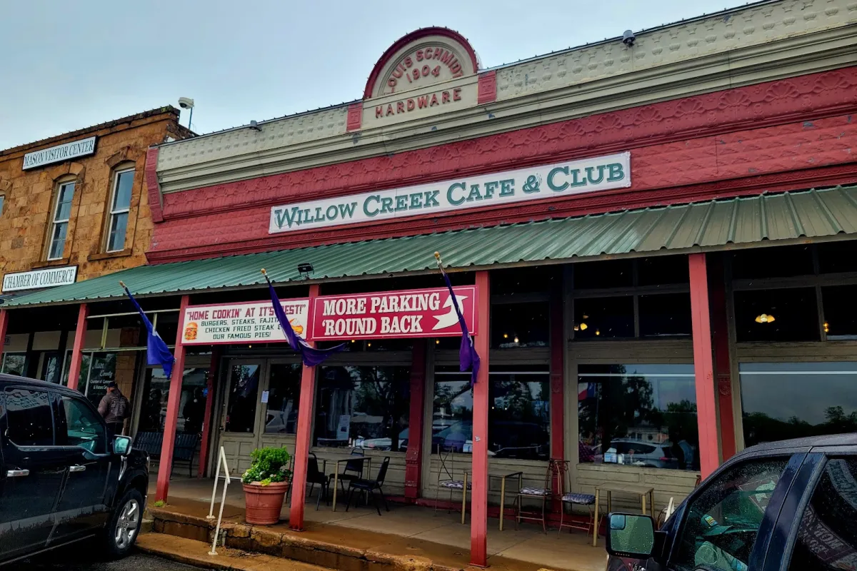 Willow Creek Cafe & Club photo 1