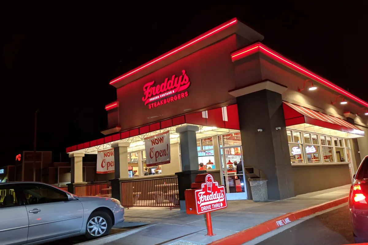 Freddy's Frozen Custard & Steakburgers photo 1