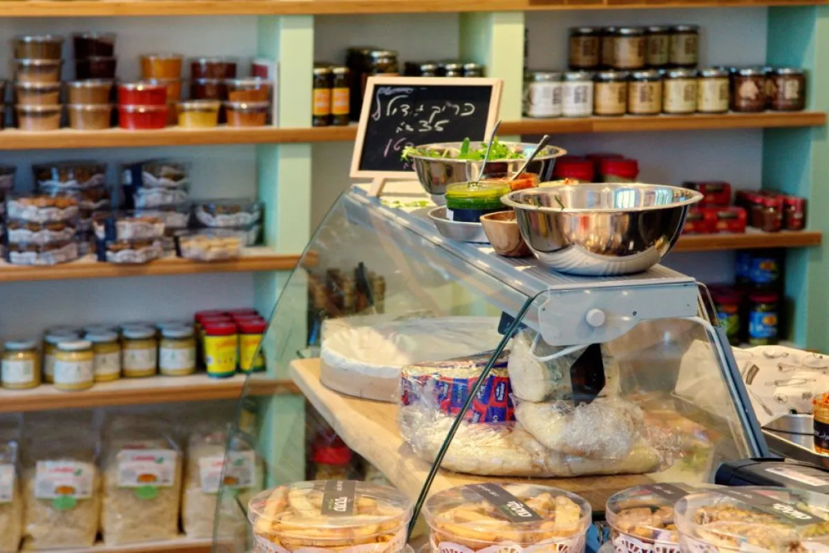 Tootsie Cuisine Deli photo 1
