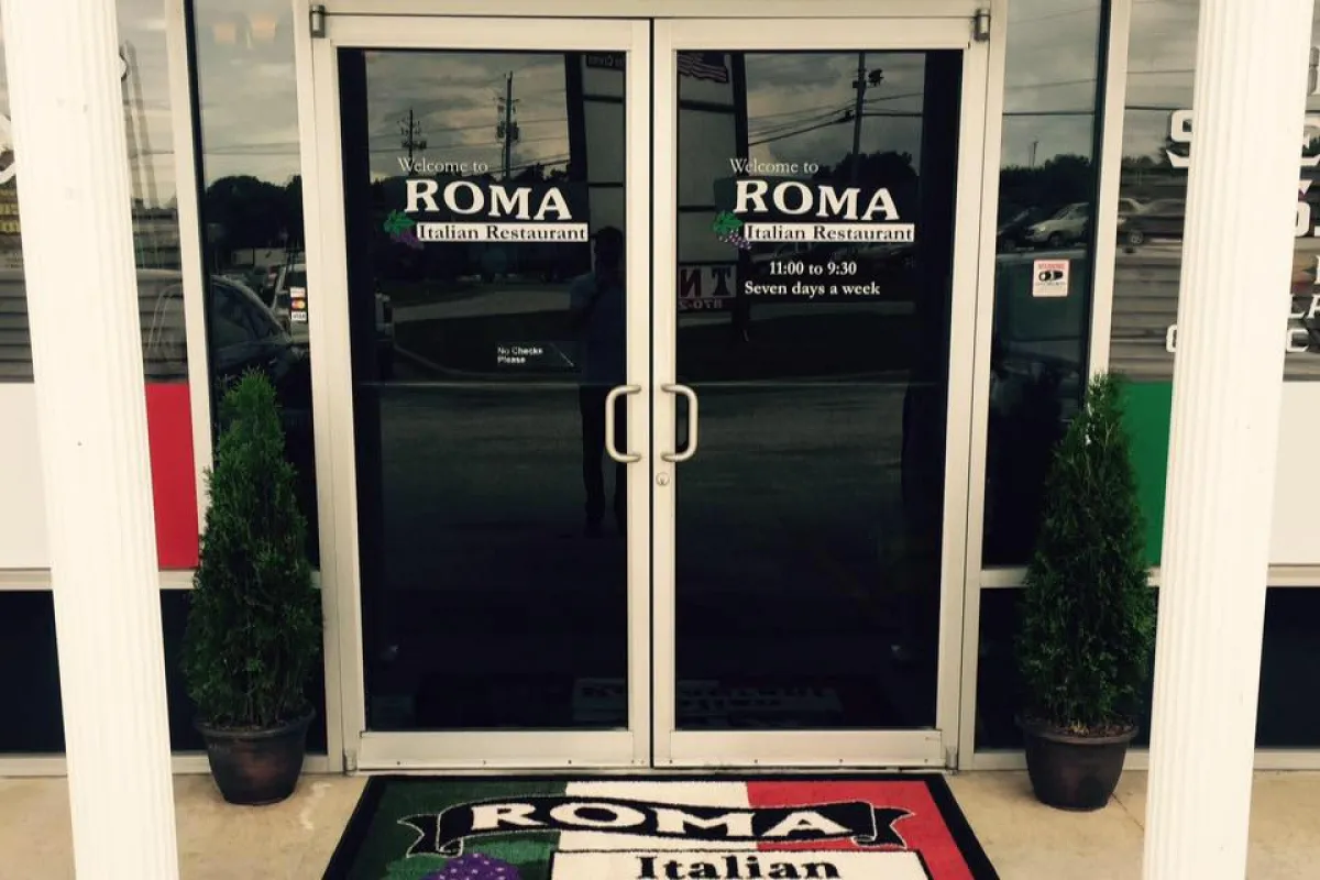Roma Italian Restaurant photo 1
