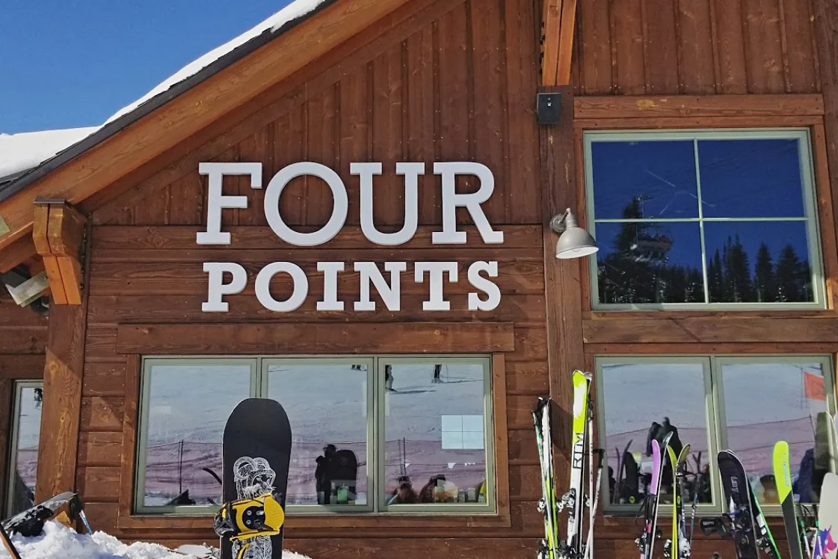 Four Points Lodge photo 1