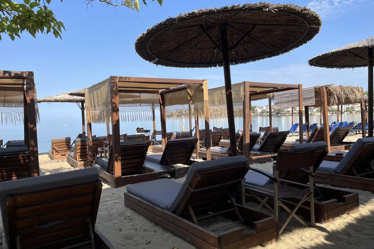 Fratelli Beach & Cocktail Bar photo 1