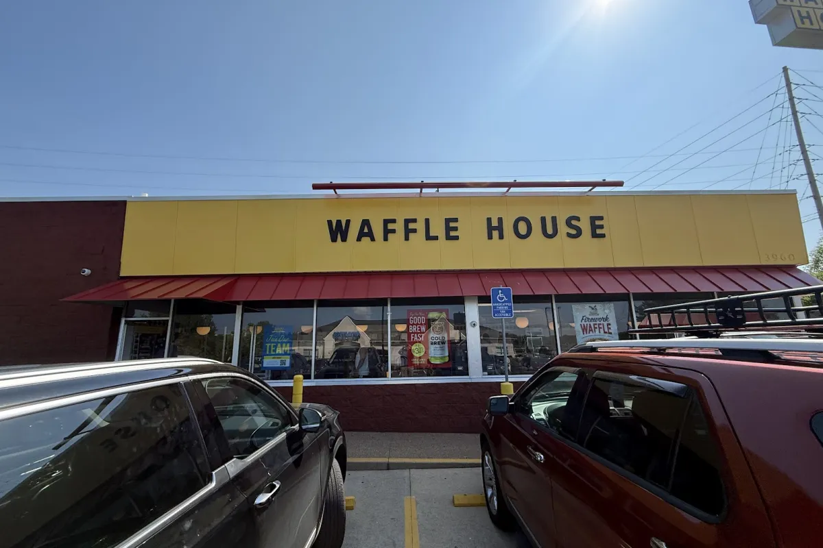 Waffle House photo 1