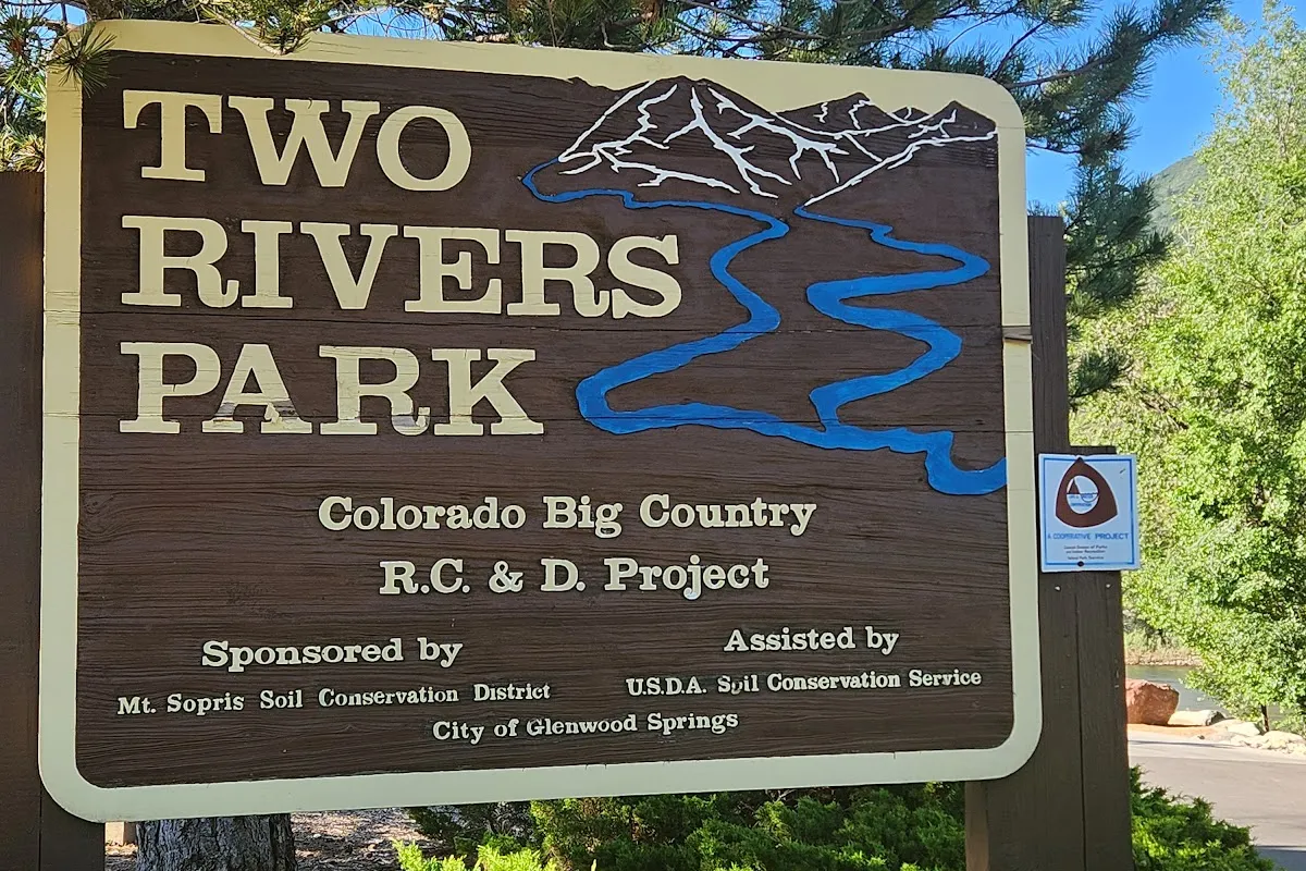 Two Rivers Park photo 1