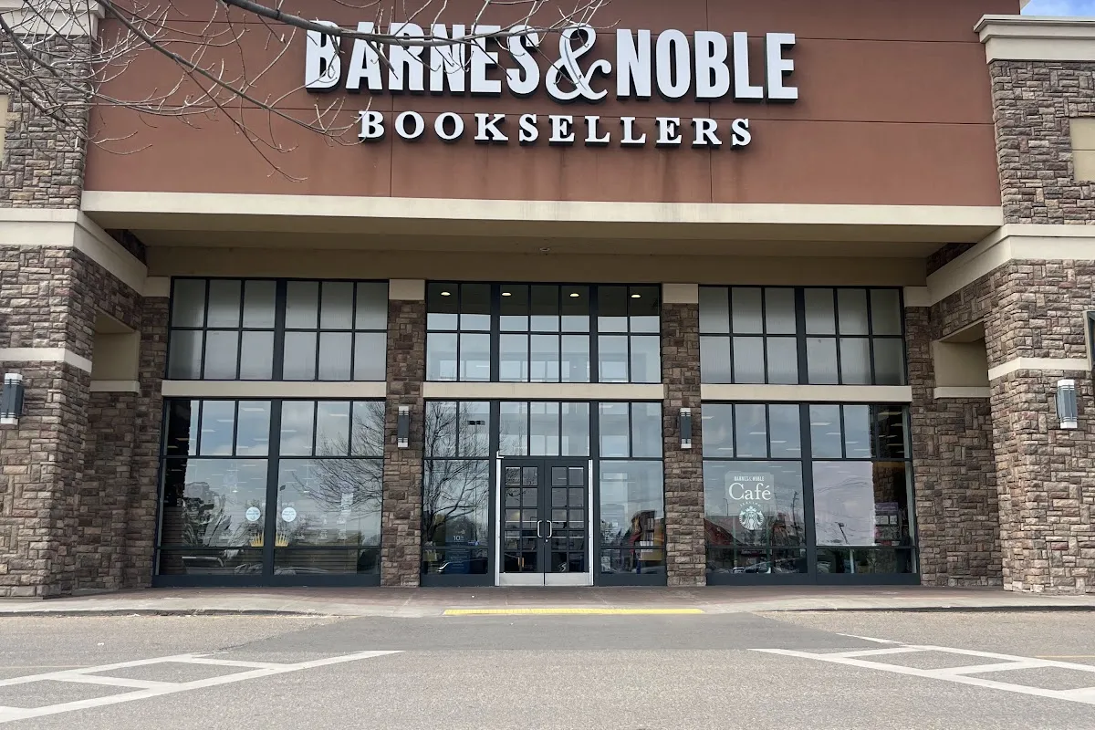 Barnes & Noble photo 1